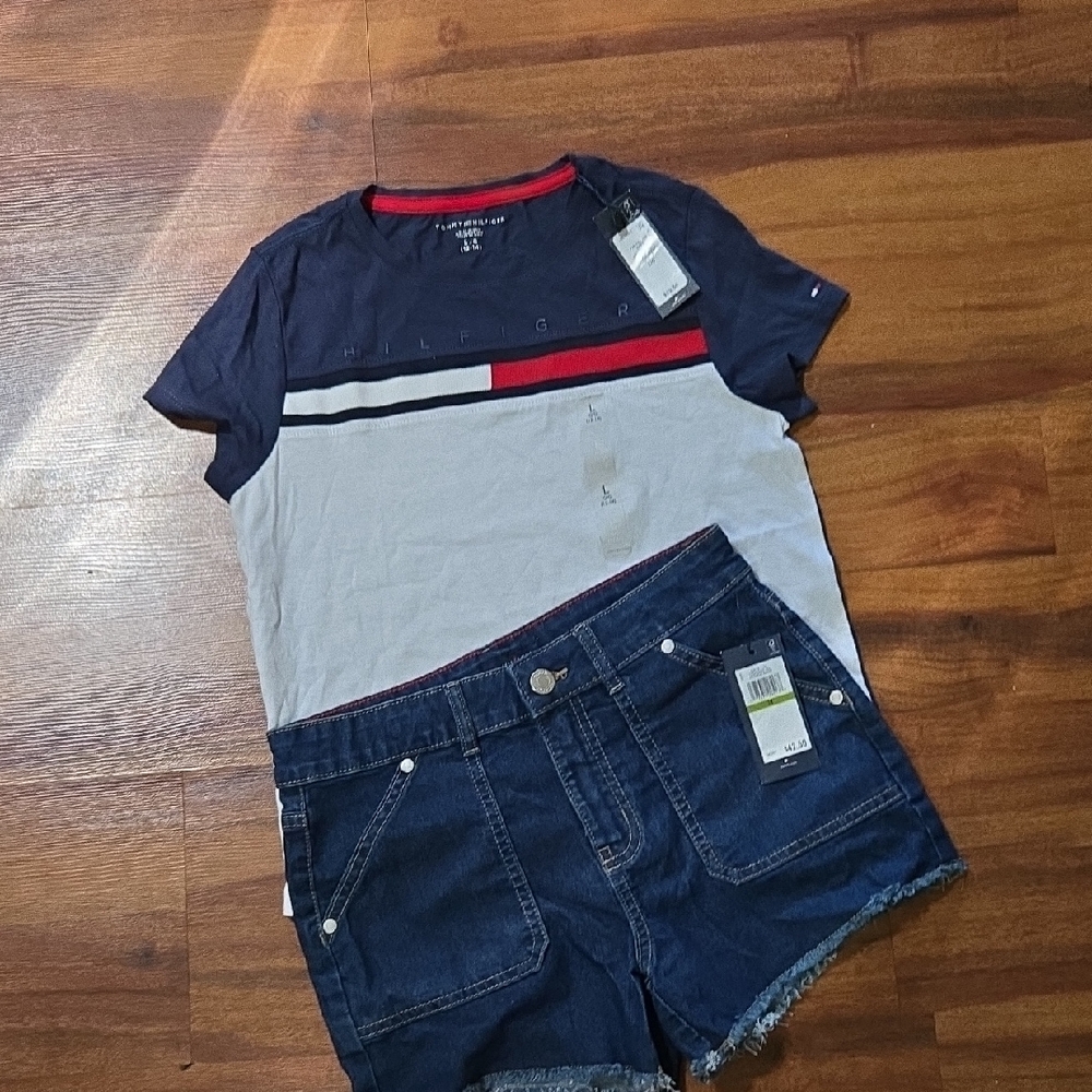 Tommy Hilfiger BUNDLE  Kids Navy  White Colorblock  SHORT Tee SIZE 12 14 NWT